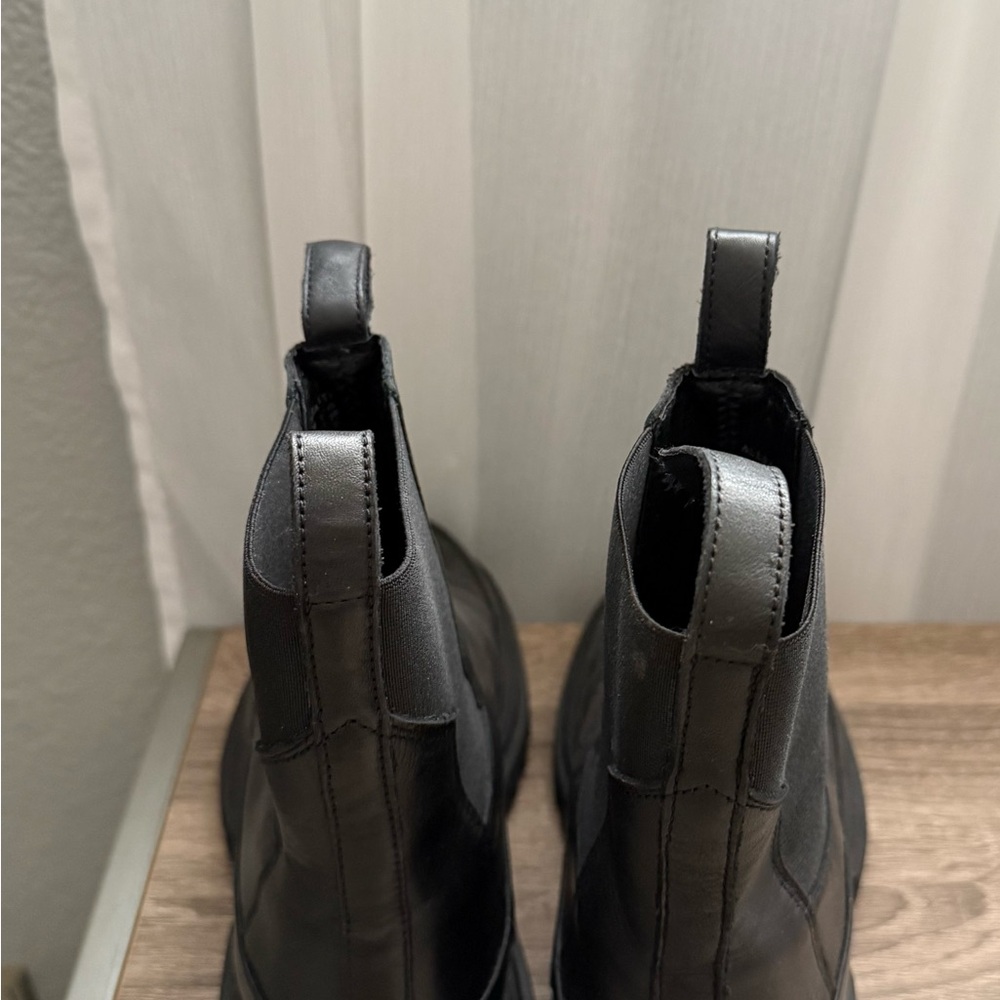 All Saints Black Harlee Lug Sole Chelsea Boots - Picture 5 of 5